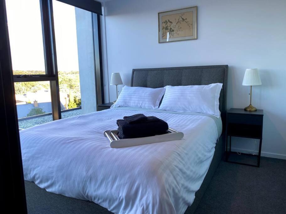 Central Canberra City Apartment With Study And Full Amenities Including Parking Exteriör bild